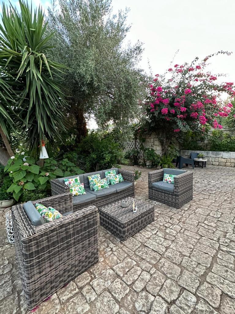 Oasi Di Campagna Hotel โมดิกา ภายนอก รูปภาพ